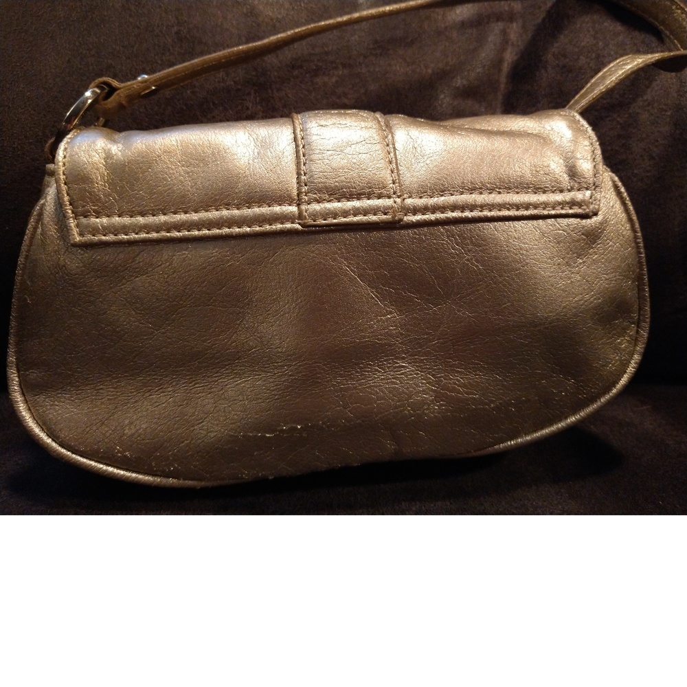 GUESS SMALL GOLD PURSE - SOME RHINESTONES - Picture 5 of 7